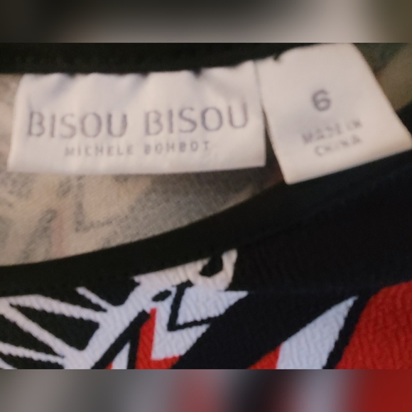 Bisou Bisou Size 6 Stunning Dress - Picture 2 of 8